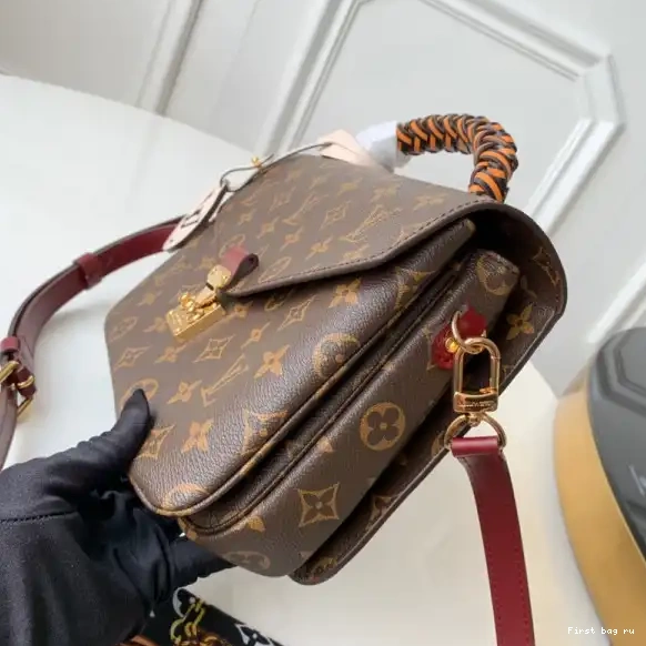 Frstbag ru VUITTON LOUIS METIS POCHETTE 0605
